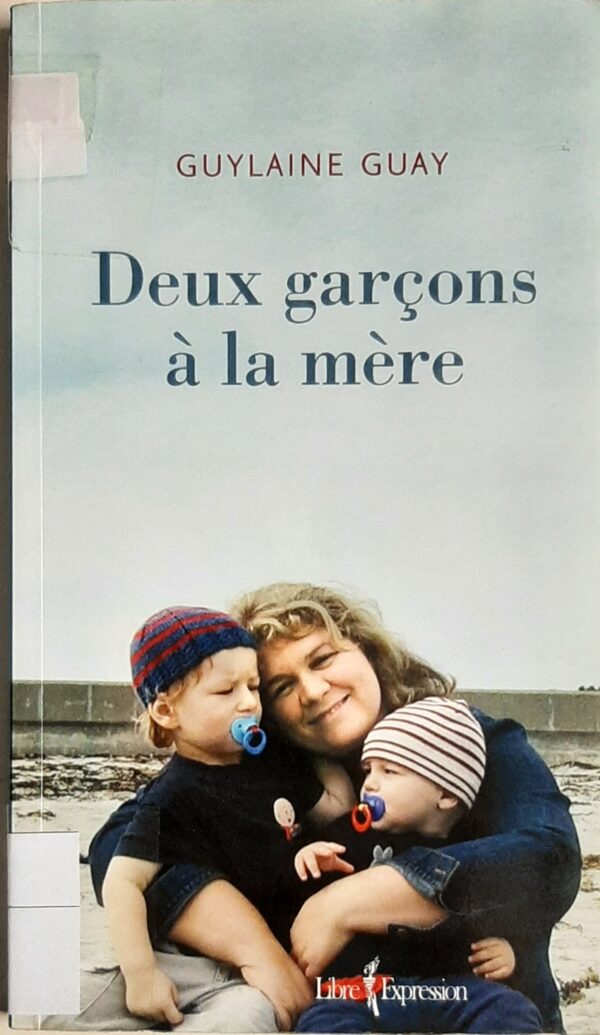 Deux garçons à la mère