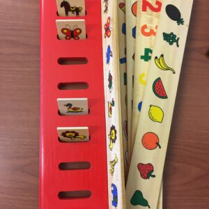 Jeu compte et associe les nombres en bois