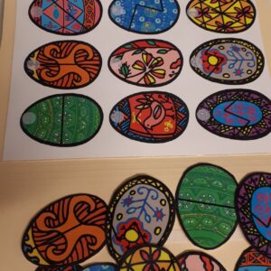 Les oeufs colorés